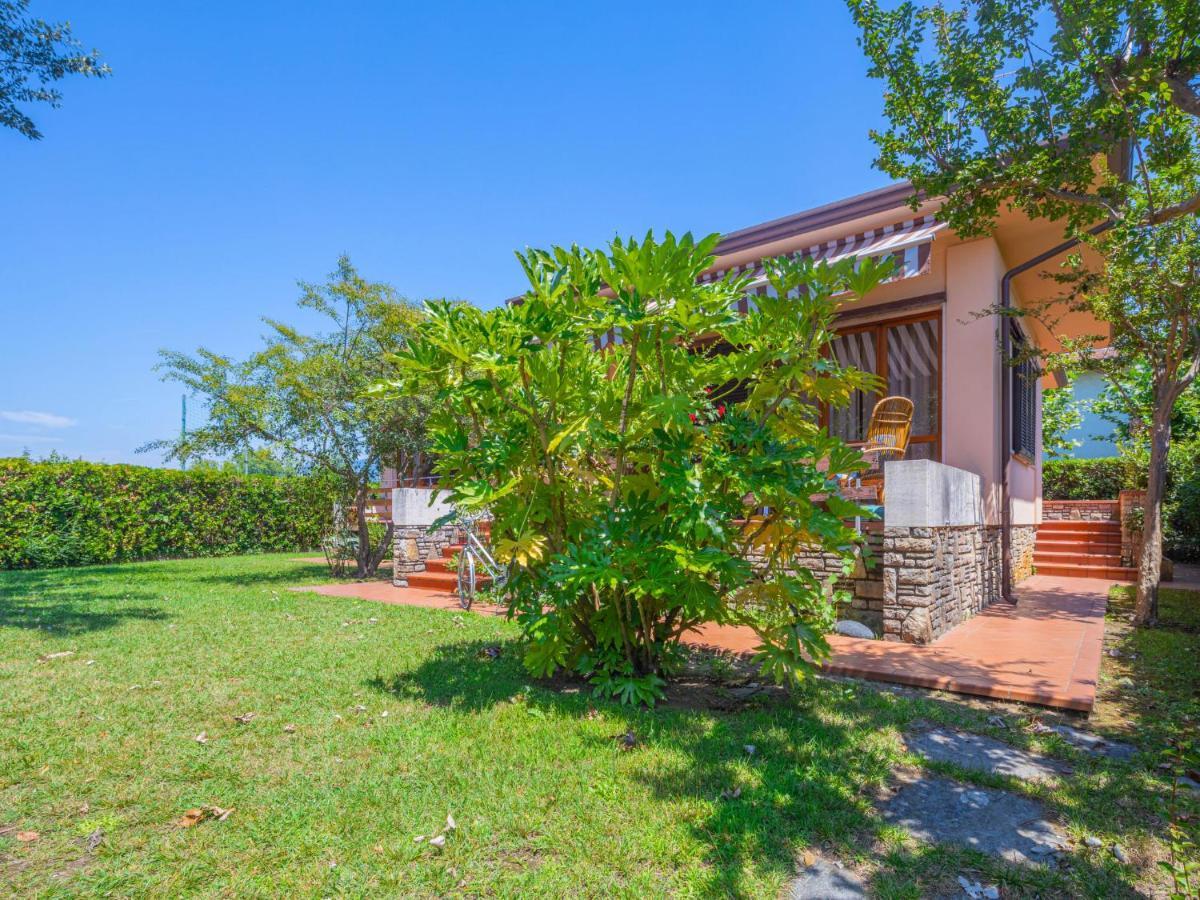 Holiday Home Donatella By Interhome Marina di Pietrasanta Exterior photo