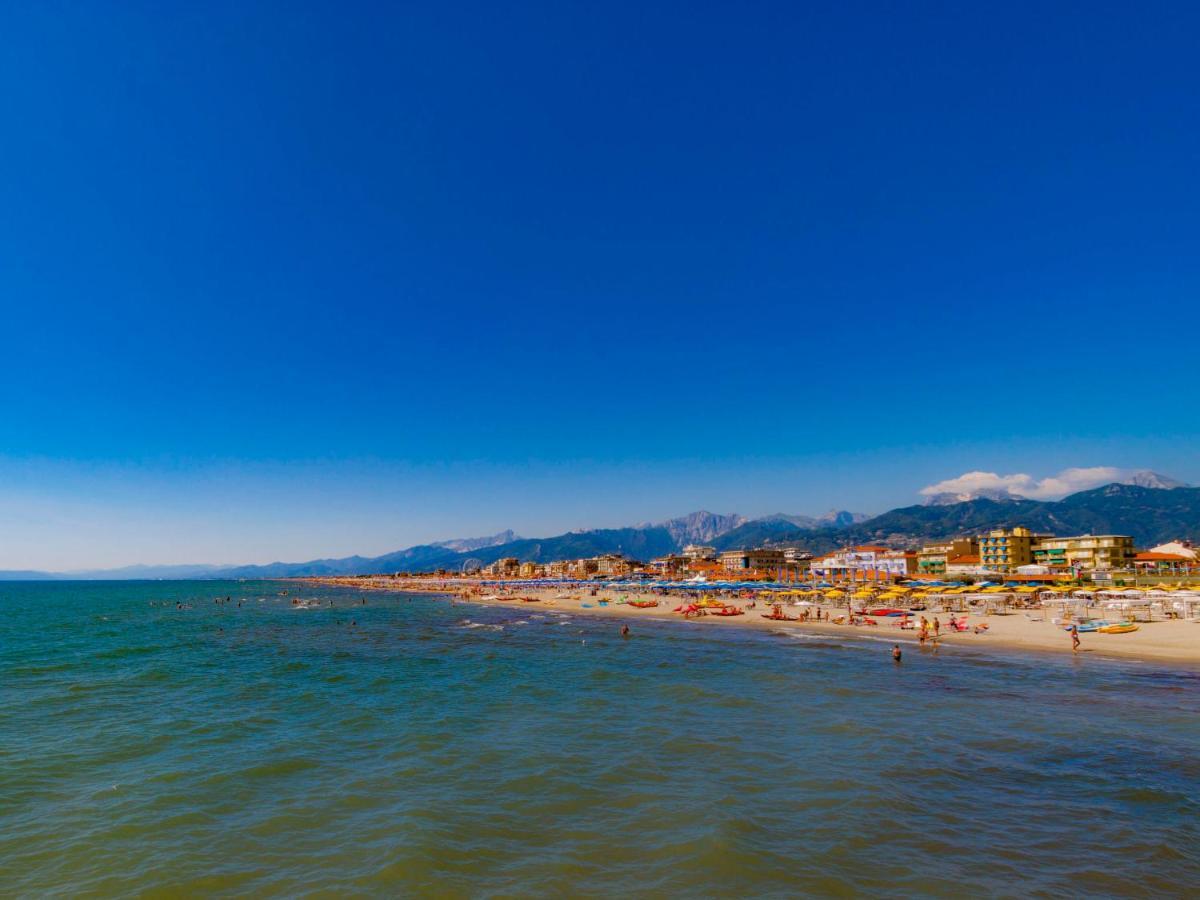 Holiday Home Donatella By Interhome Marina di Pietrasanta Exterior photo