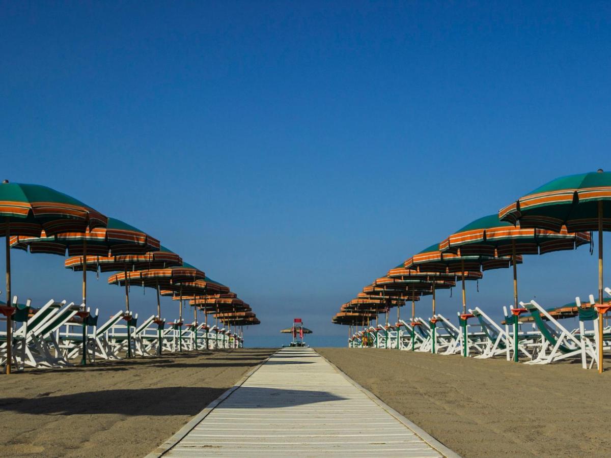 Holiday Home Donatella By Interhome Marina di Pietrasanta Exterior photo